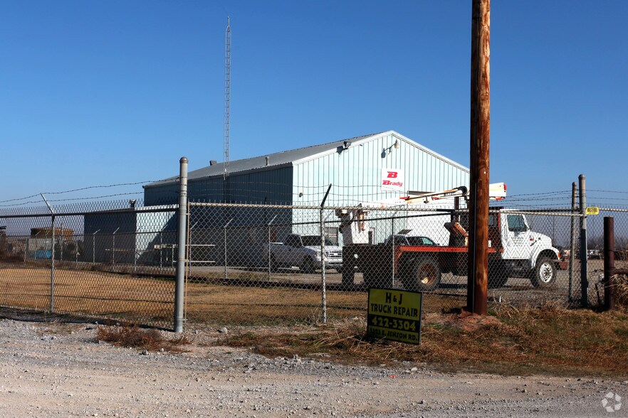 3409 Jensen Rd E, El Reno, OK for lease - Building Photo - Image 2 of 5