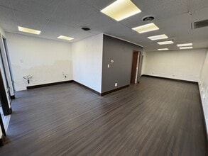 12759 Poway Rd, Poway, CA for lease Interior Photo- Image 2 of 4