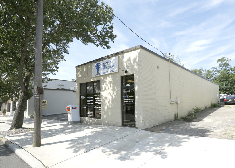 218 Main St, Toms River, NJ for sale - Building Photo - Image 1 of 1