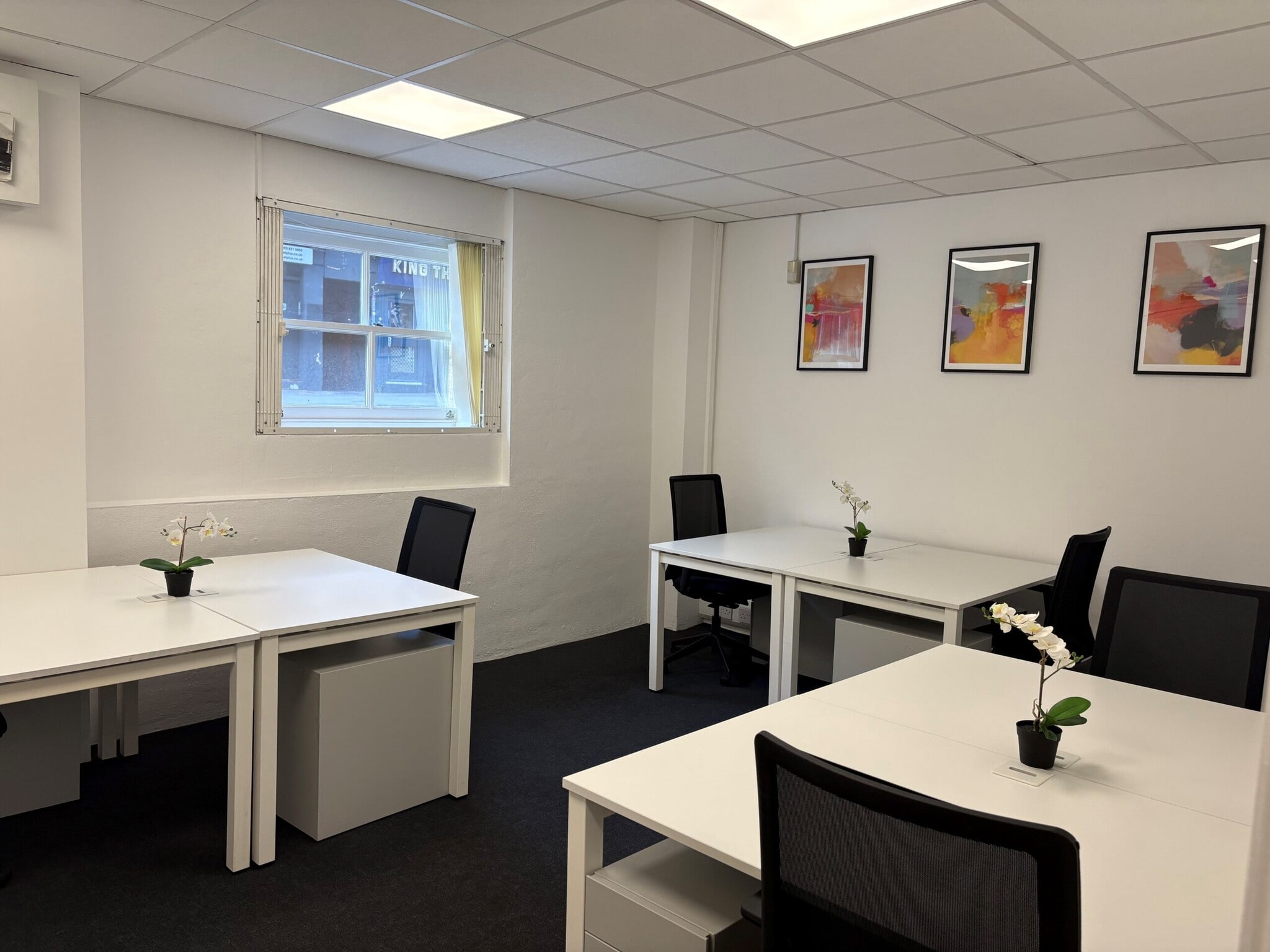 180-186 Kings Cross Rd, Londres à louer Photo intérieure- Image 1 de 1