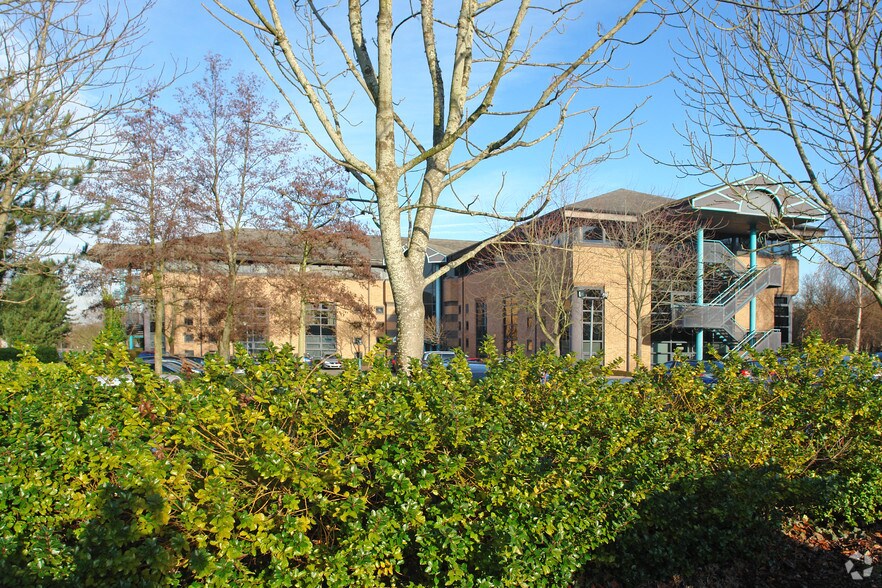 1650 Parkway, Fareham à louer - Photo du bâtiment - Image 2 de 9