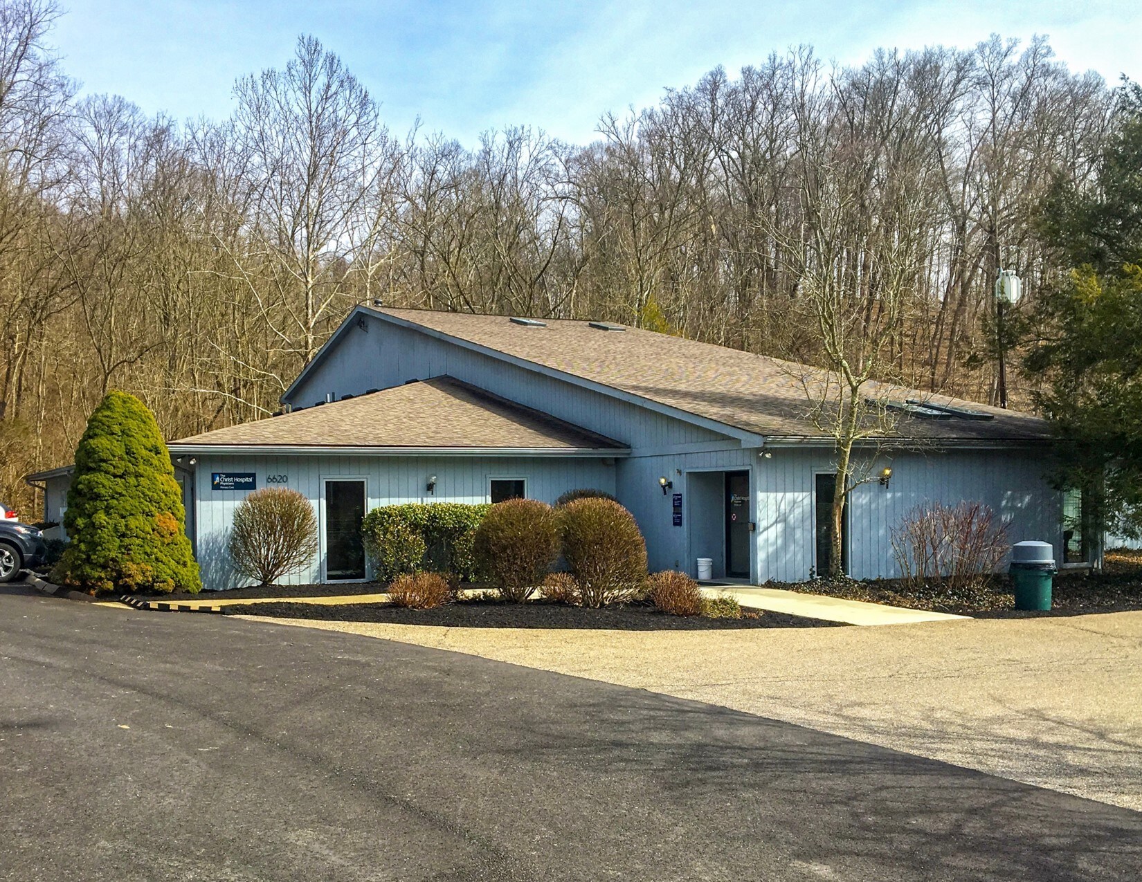 6620 Clough Pike, Cincinnati, OH for sale Primary Photo- Image 1 of 26