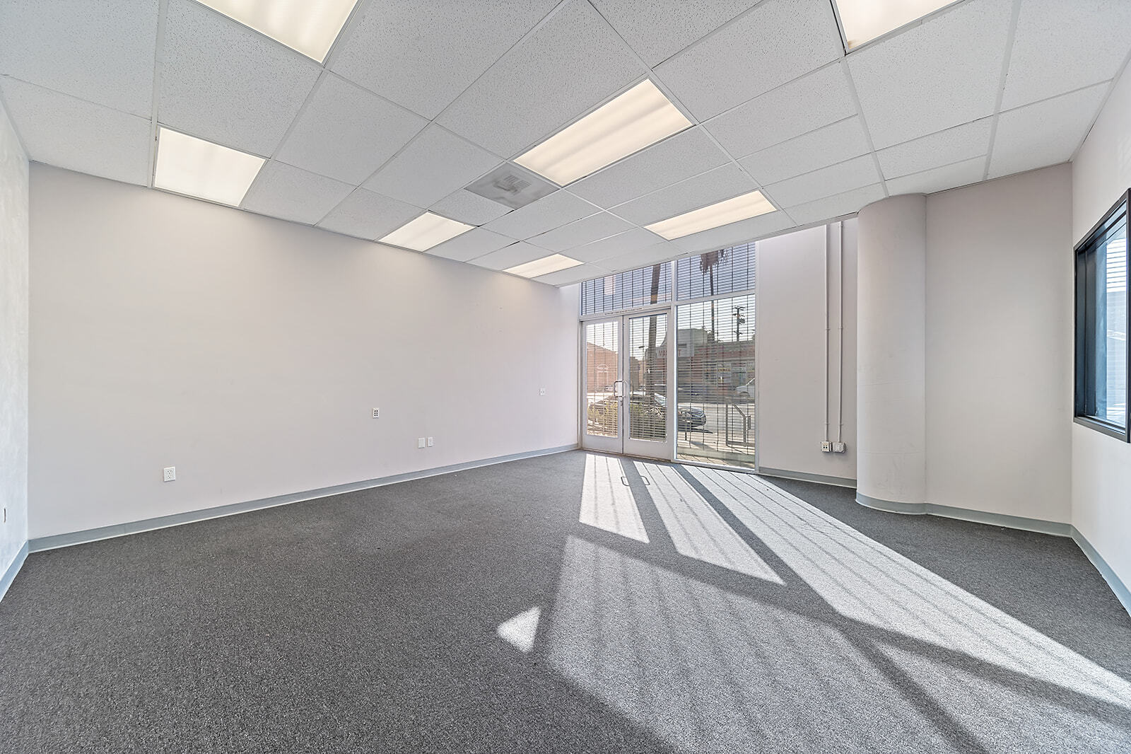 5301 Whittier Blvd, Los Angeles, CA for lease Building Photo- Image 1 of 10