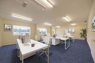 Lower Guildford Rd, Woking for lease Interior Photo- Image 1 of 2
