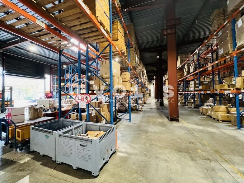 Flex dans Émerainville à louer - Photo du bâtiment - Image 2 de 10