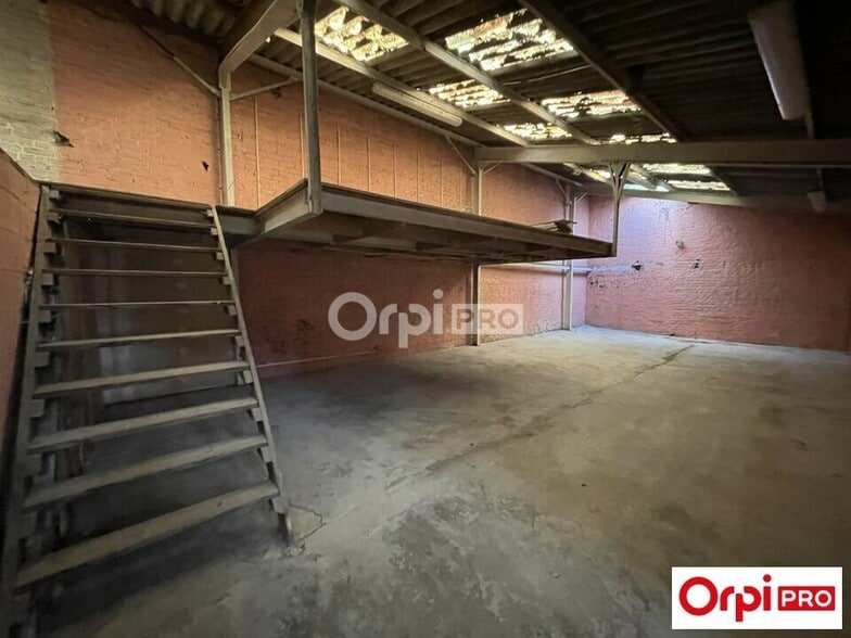 Industrial in Lille for lease - Interior Photo - Image 2 of 4
