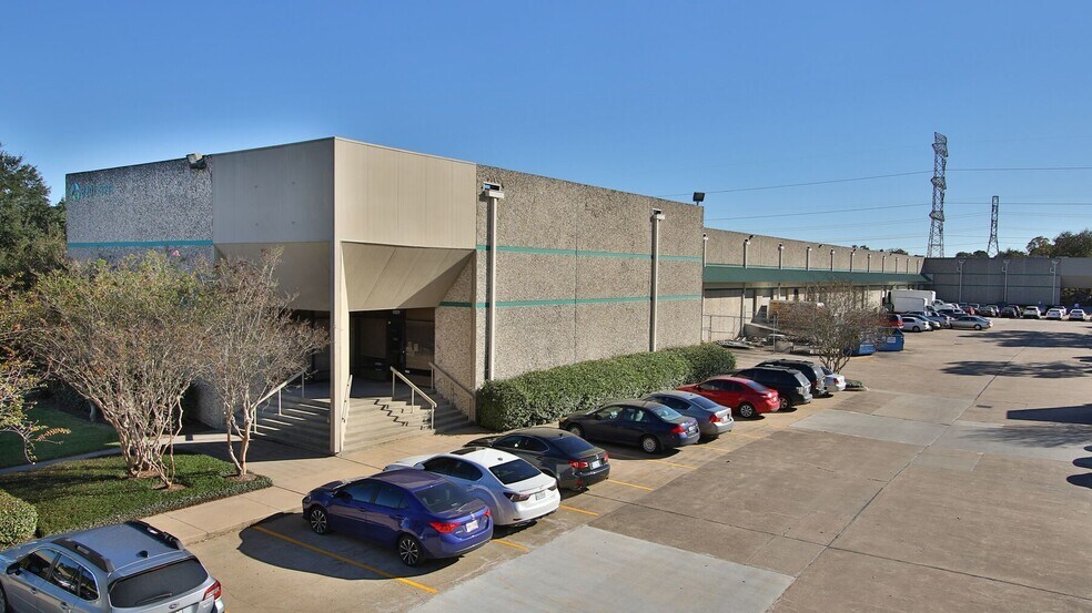 8353-8399 Kempwood Dr, Houston, TX à louer - Photo du bâtiment - Image 1 de 4