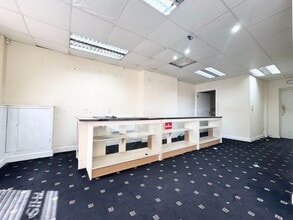 Freeman St, Grimsby for lease Interior Photo- Image 2 of 6