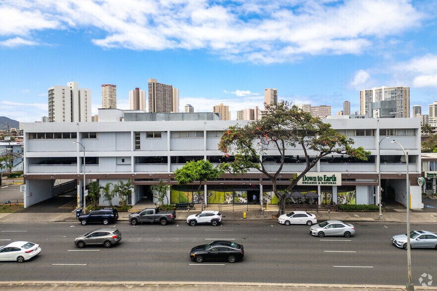 2525 S King St, Honolulu, HI à louer - Photo du bâtiment - Image 2 de 6