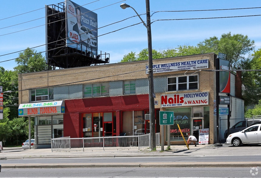 4632 Yonge St, Toronto, ON à vendre - Photo du bâtiment - Image 2 de 2