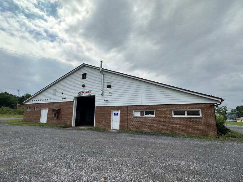 338 Pound Ln, Duncansville, PA for lease - Building Photo - Image 1 of 22