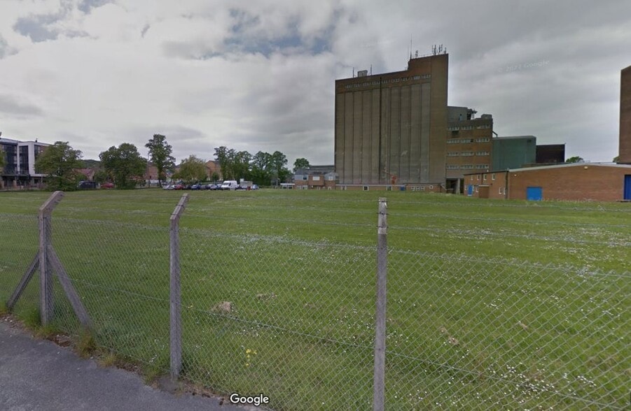 Springfield Rd, Grantham à vendre - Photo du bâtiment - Image 3 de 4