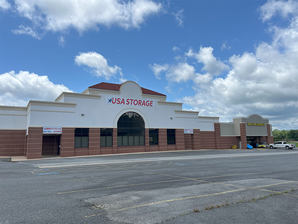 USA Self Storage Portfolio portefeuille de 2 propriétés à vendre sur LoopNet.ca Photo principale- Image 1 de 6