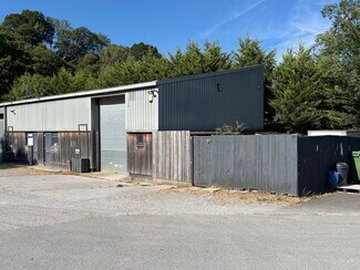 Plus de détails pour 1-5 Village Rd, Christow - Industriel à louer
