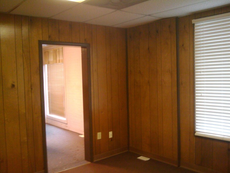 1014 13th St, Columbus, GA à vendre - Photo du bâtiment - Image 2 de 10