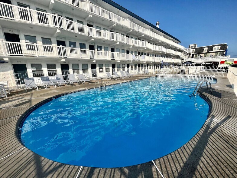 6109 Atlantic Ave, Wildwood, NJ for sale - Building Photo - Image 3 of 21