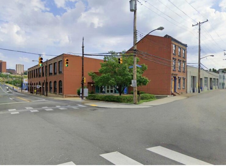 1011 Bingham St, Pittsburgh, PA à vendre - Photo du bâtiment - Image 3 de 5