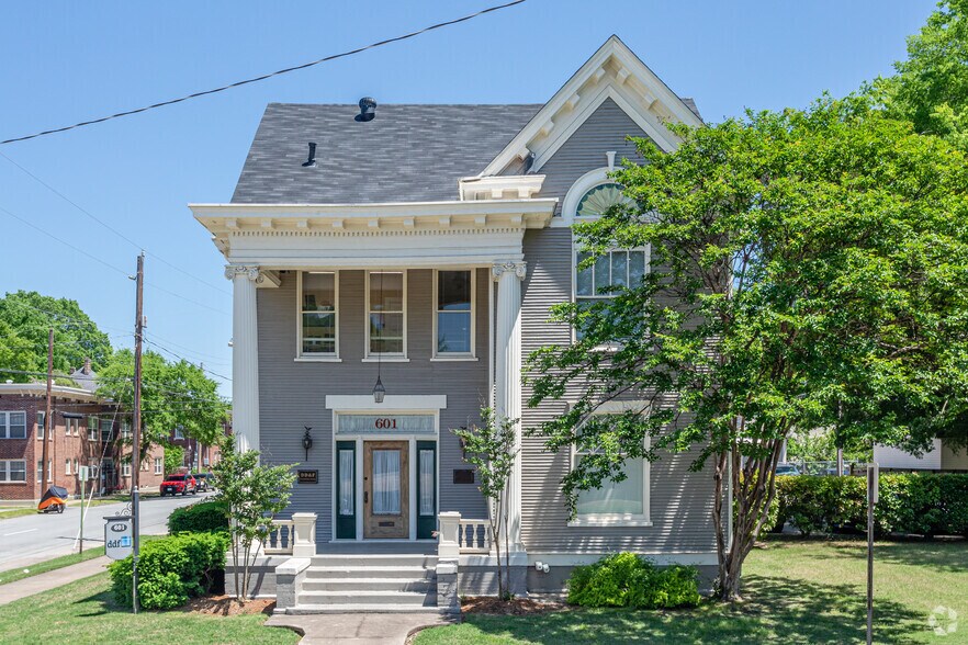 601 Rock St, Little Rock, AR à louer - Photo du bâtiment - Image 2 de 12