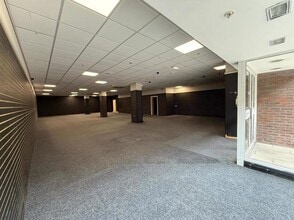 1-42 St Georges Sq, Gravesend for lease Interior Photo- Image 2 of 2