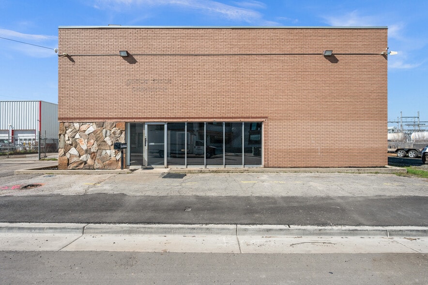 122 Navajo St, Salt Lake City, UT for lease - Primary Photo - Image 2 of 24