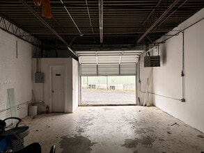 5891 New Peachtree Rd, Doraville, GA for lease Interior Photo- Image 1 of 3