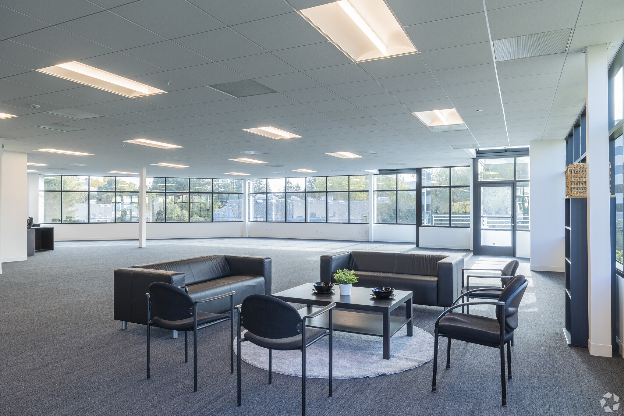 3100 Oak Rd, Walnut Creek, CA à louer Photo intérieure- Image 1 de 21