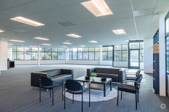 3100 Oak Rd, Walnut Creek, CA à louer Photo intérieure- Image 1 de 21