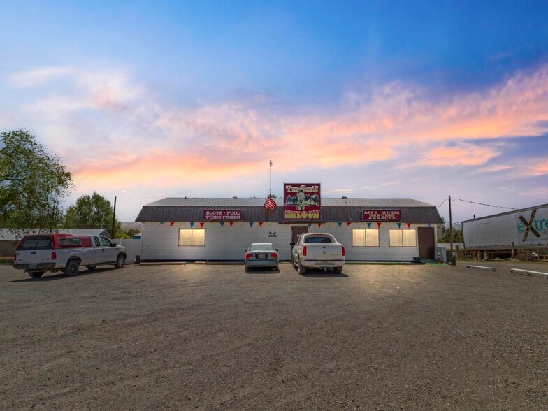 1015 Chestnut St, Carlin, NV à vendre - Photo du bâtiment - Image 3 de 36