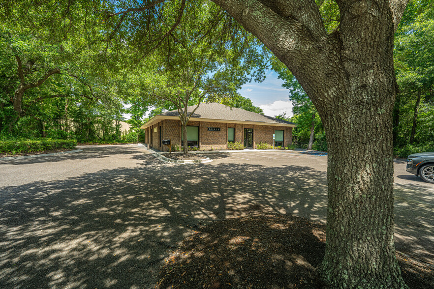 1549 Folly Rd, Charleston, SC for sale - Building Photo - Image 2 of 8