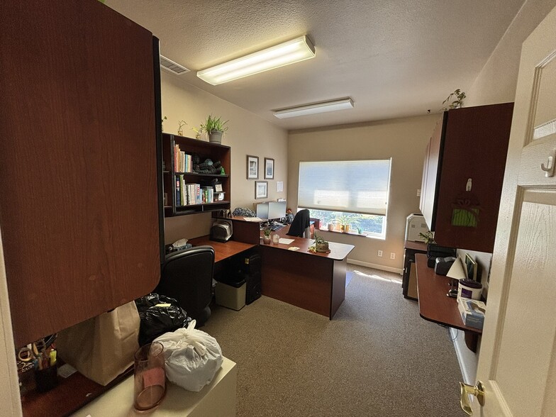 2230 Kingwood St, Florence, OR à vendre - Photo intérieure - Image 3 de 23