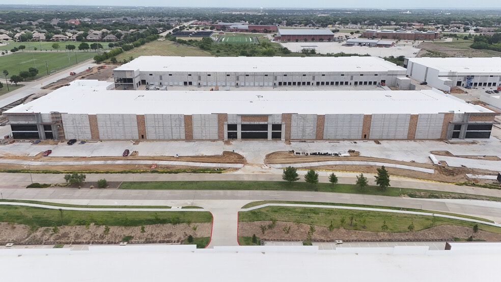 Spinks Rd & Valley Pky, Lewisville, TX for lease - Building Photo - Image 2 of 5