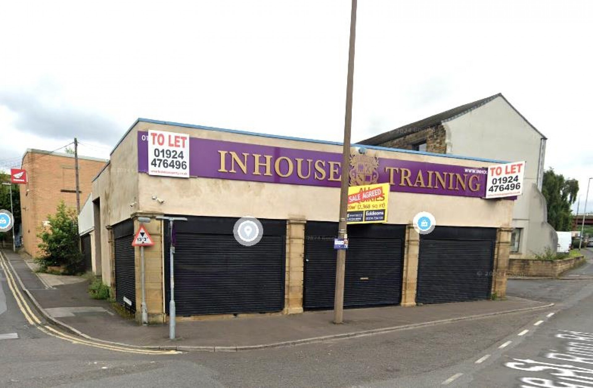 46 Wellington Rd, Dewsbury for lease Building Photo- Image 1 of 2