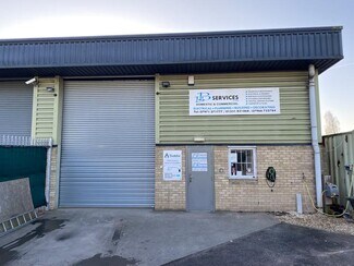 More details for 1-4 Gloucester Rd, Newent - Office for Lease