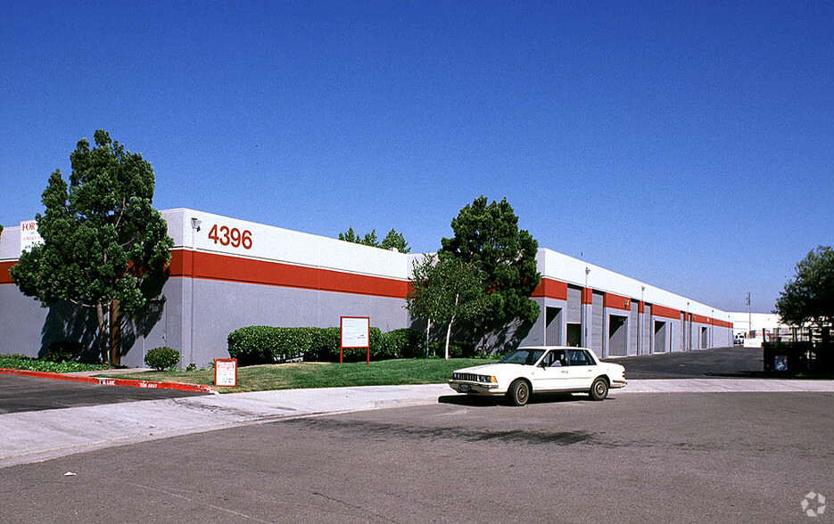 4396 Enterprise Pl, Fremont, CA for lease - Building Photo - Image 3 of 11