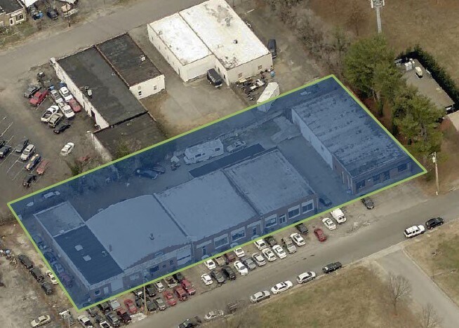 3012 3014 3022 3024 & 3032 Trinkle Ave portefeuille de 3 propriétés à vendre sur LoopNet.ca - Photo du bâtiment - Image 2 de 3