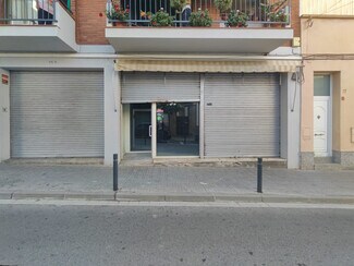 Plus de détails pour Multi-résidentiel à vendre