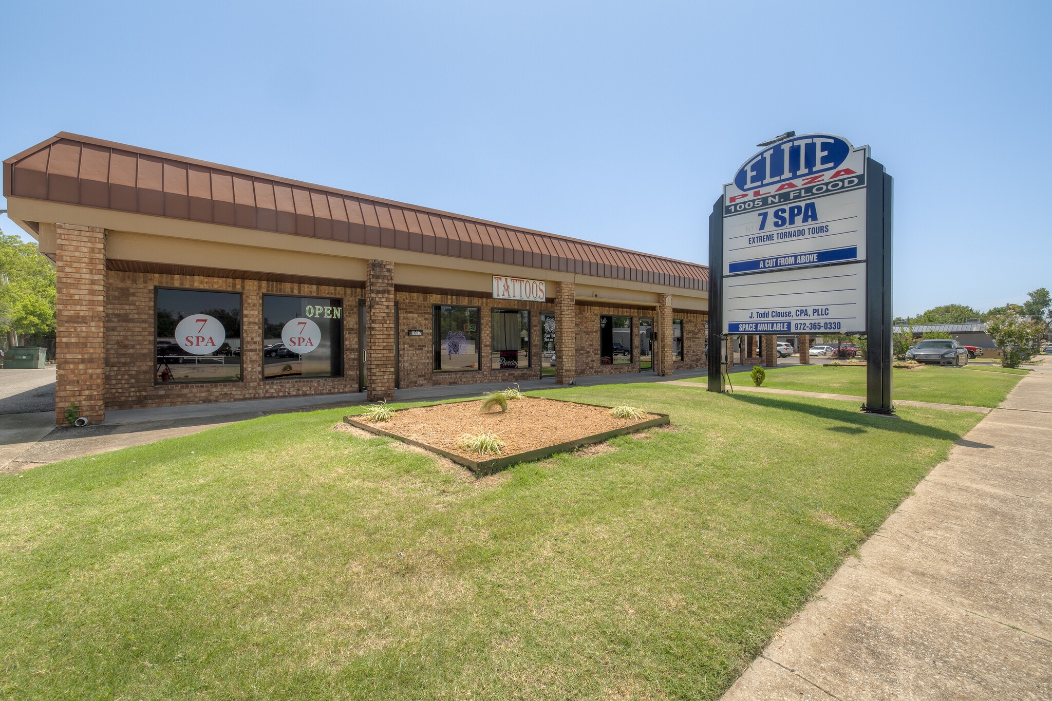 1005 N Flood Ave, Norman, OK for lease Interior Photo- Image 1 of 36