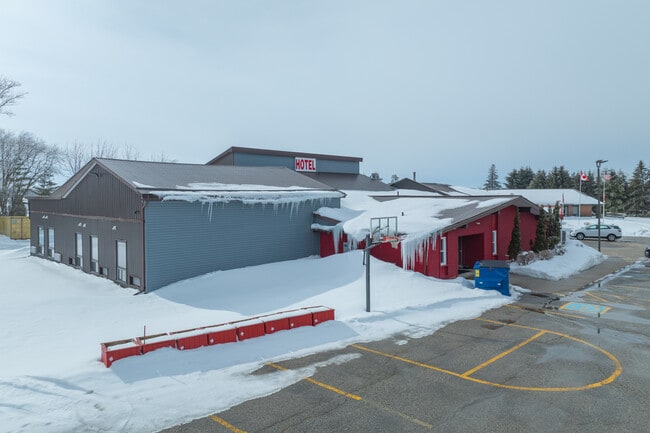 More details for 112 King st, Palmerston, ON - Hospitality for Sale