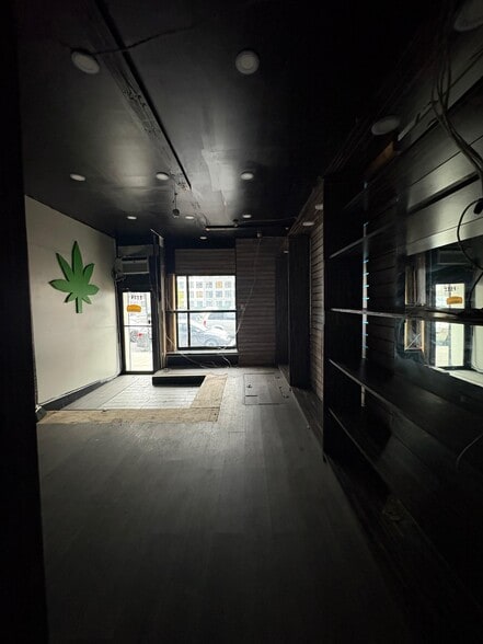 2225 Tilden Ave, Brooklyn, NY for lease - Interior Photo - Image 2 of 4