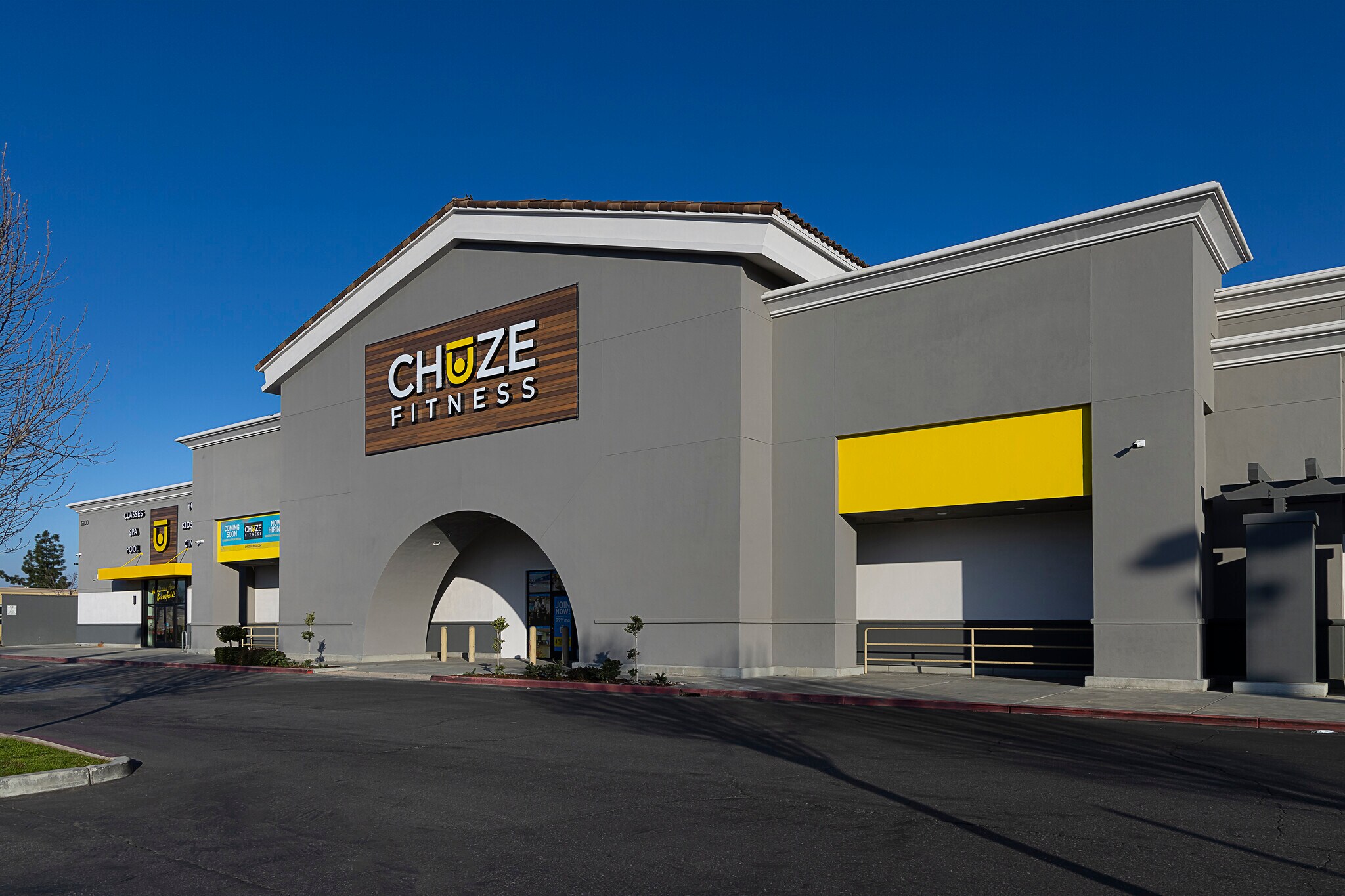 5190 Stockdale Hwy, Bakersfield, CA à louer Photo principale- Image 1 de 9