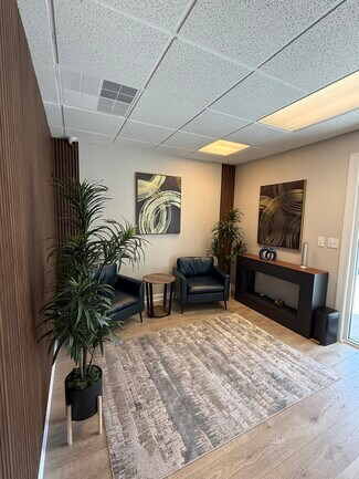 Plus de détails pour 10021 Park Cedar Dr, Charlotte, NC - Bureau à louer