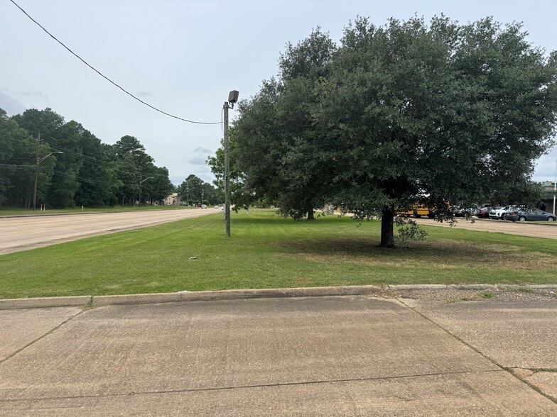 3000 Dr Martin Luther King Dr, Shreveport, LA for sale - Building Photo - Image 3 of 4