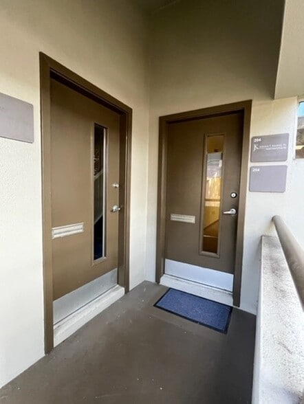 3333 W Kennedy Blvd, Tampa, FL for lease - Building Photo - Image 2 of 21