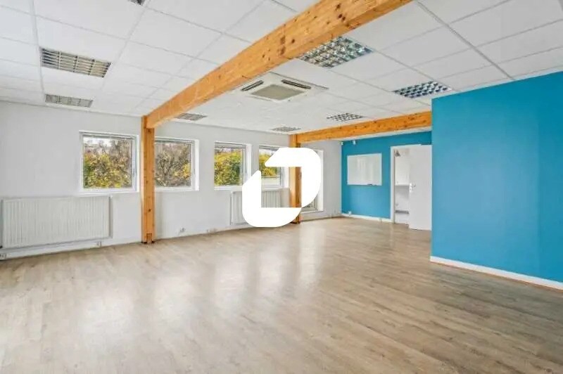 Office in Suresnes for lease - Building Photo - Image 3 of 9