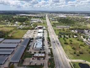 828 FM 646, League City, TX à louer Aérien- Image 1 de 18
