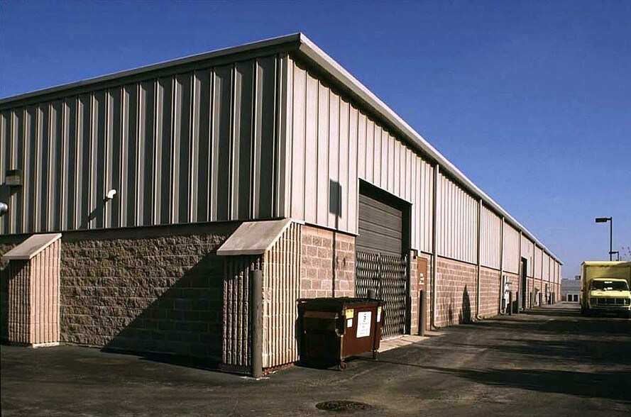 825 W 75th St, Willowbrook, IL à vendre - Autre - Image 2 de 43