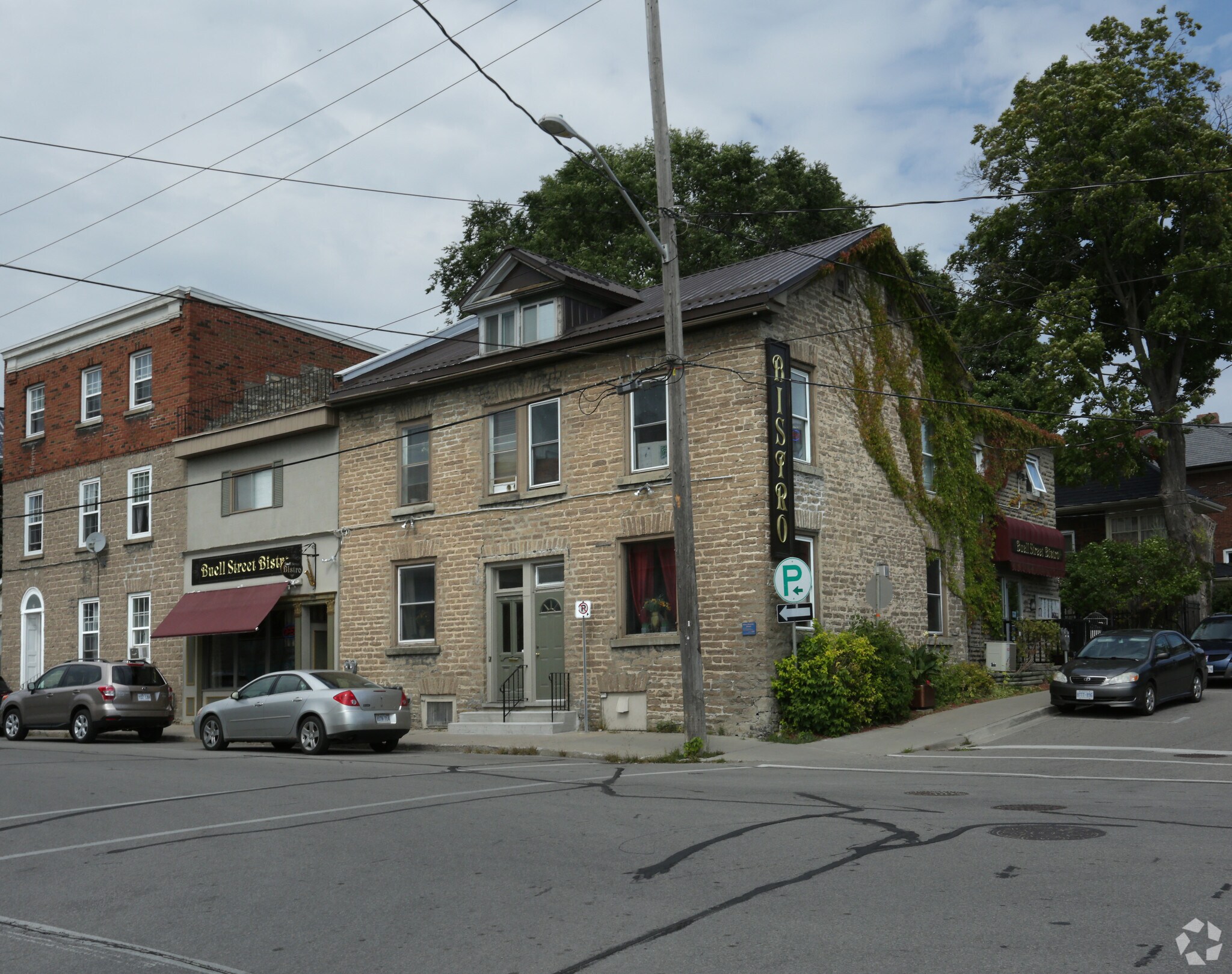 27 Buell St, Brockville, ON à vendre Photo principale- Image 1 de 1