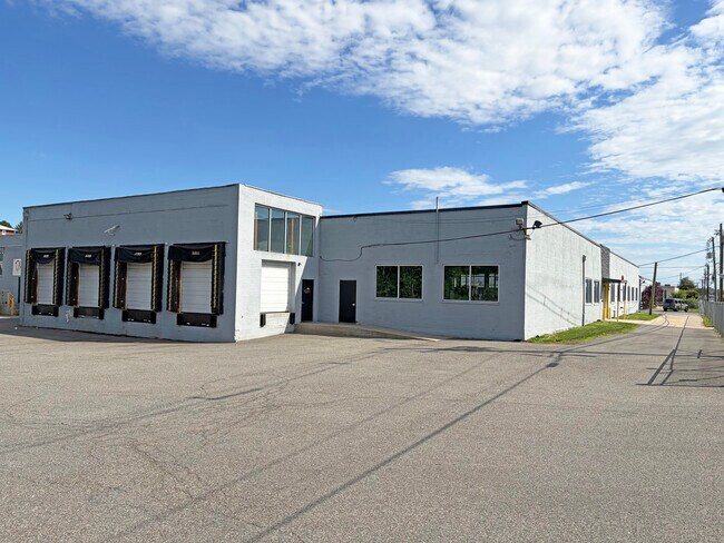 More details for 215 S Newman St, Hackensack, NJ - Industrial for Lease