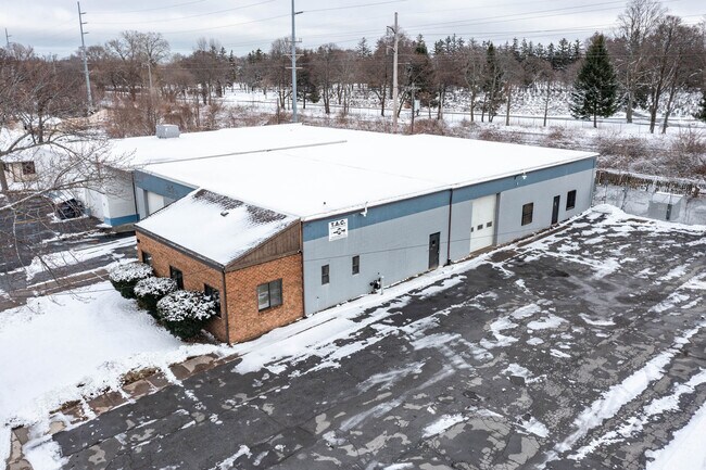 More details for 170 Bennington Dr, Rochester, NY - Industrial for Lease