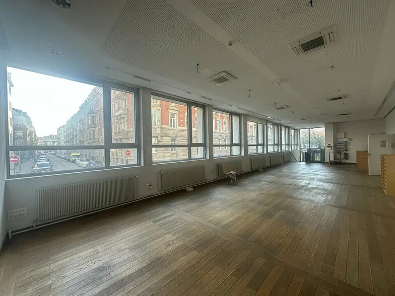 Office in Strasbourg for lease - Interior Photo - Image 3 of 4